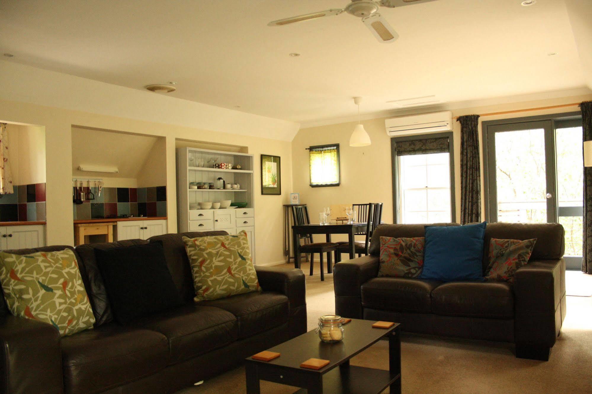 Merrimeet Cottages Брайт Екстериор снимка